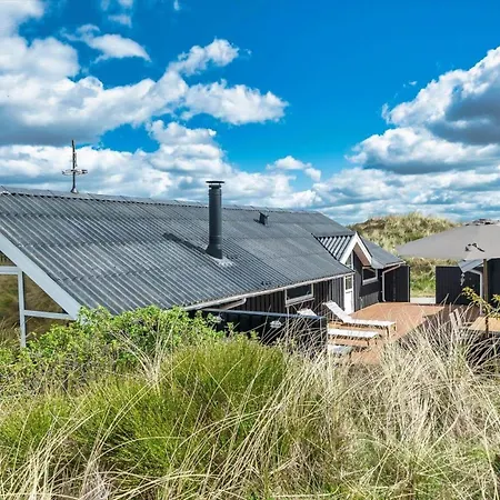 Ve056-vejers-strand-tyttebaervej-5a